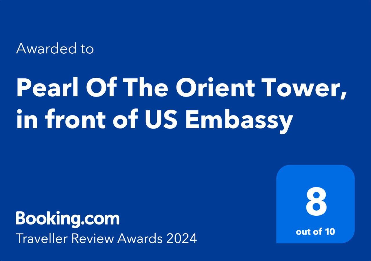 마닐라 Pearl Of The Orient Tower, In Front Of Us Embassy 아파트 외부 사진